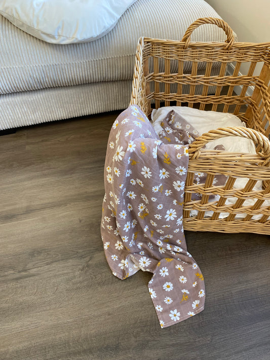 Organic Cotton Bamboo Blend Swaddle Blanket - Lilac Daisy