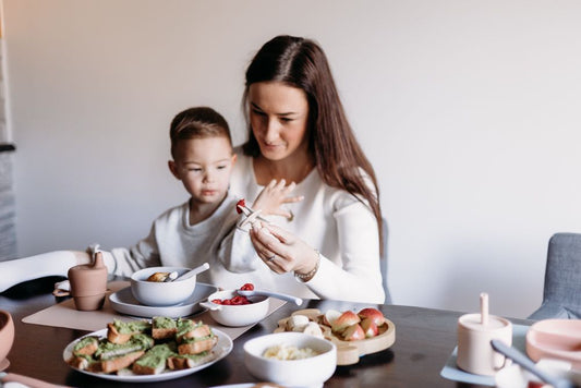 Infant Feeding | Spoonfuls of Love | Beba Canada