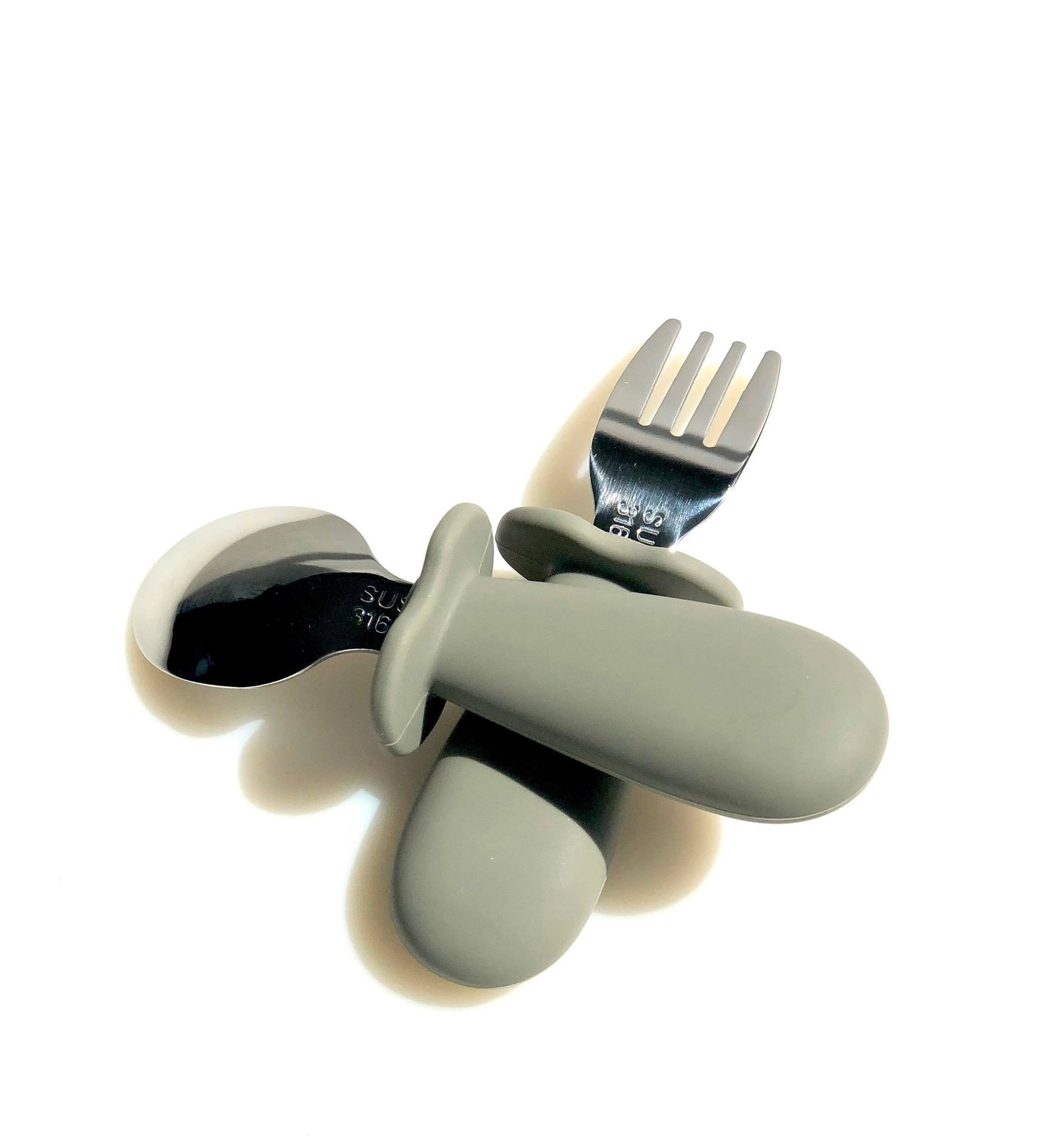 Toddler learning cutlery utensils