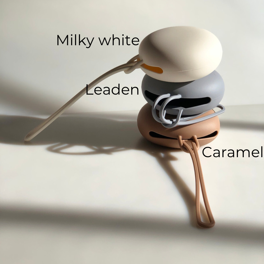 The Envelo Silicone Pacifier Holder Case - Beba Canada