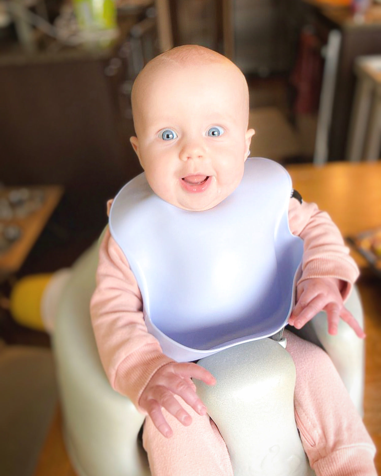Silicone baby Bib / Bavoir En Silicone - Beba Canada