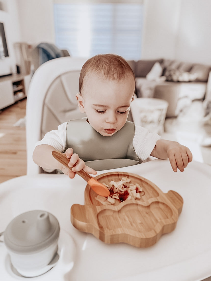 Baby eating plate shop